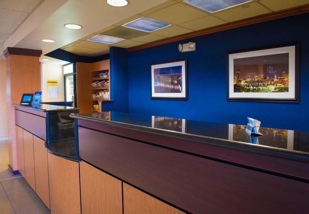 Fairfield Inn & Suites By Marriott Knoxville/East Buitenkant foto