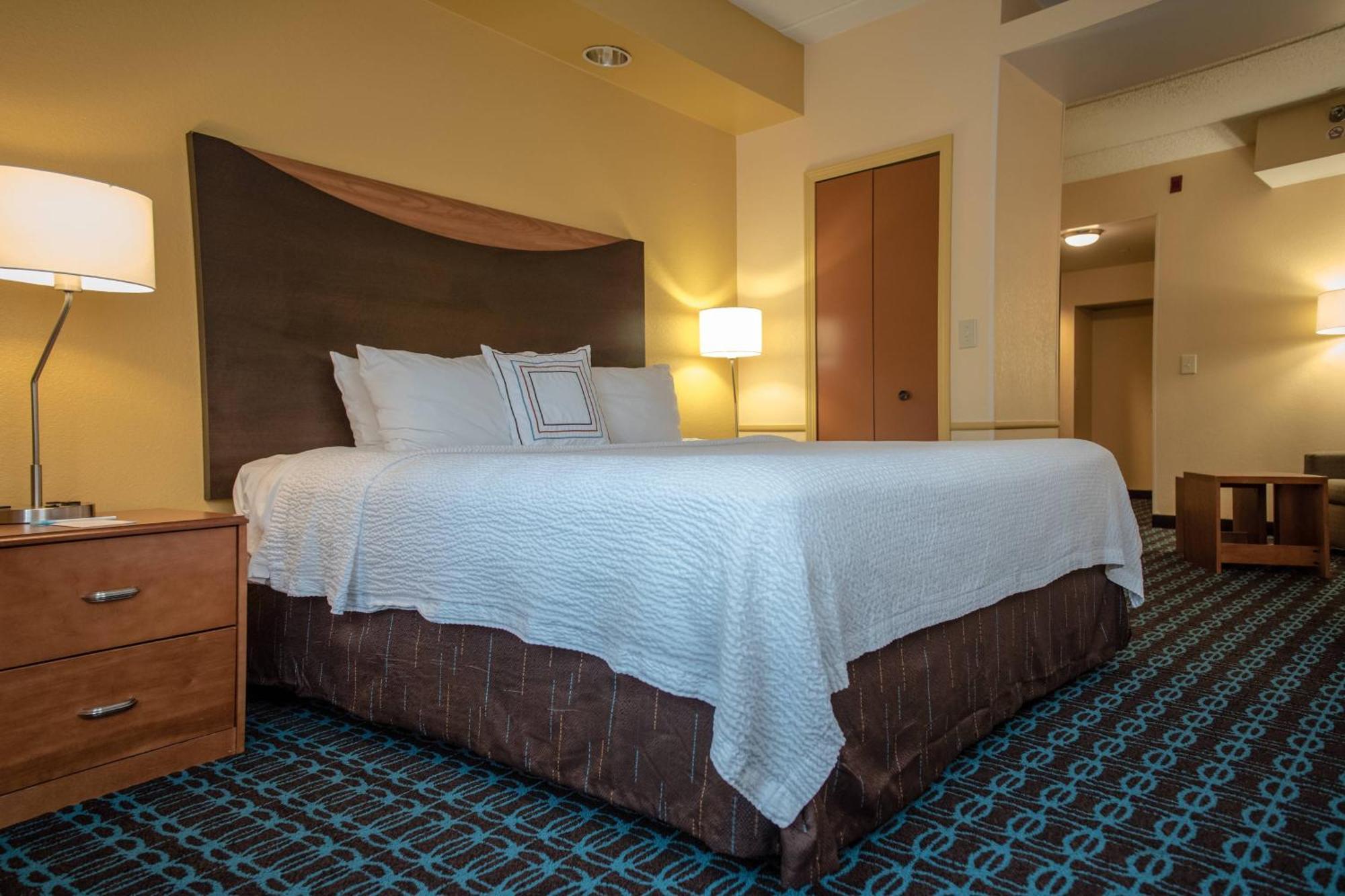 Fairfield Inn & Suites By Marriott Knoxville/East Buitenkant foto