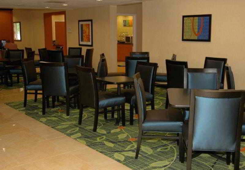 Fairfield Inn & Suites By Marriott Knoxville/East Buitenkant foto